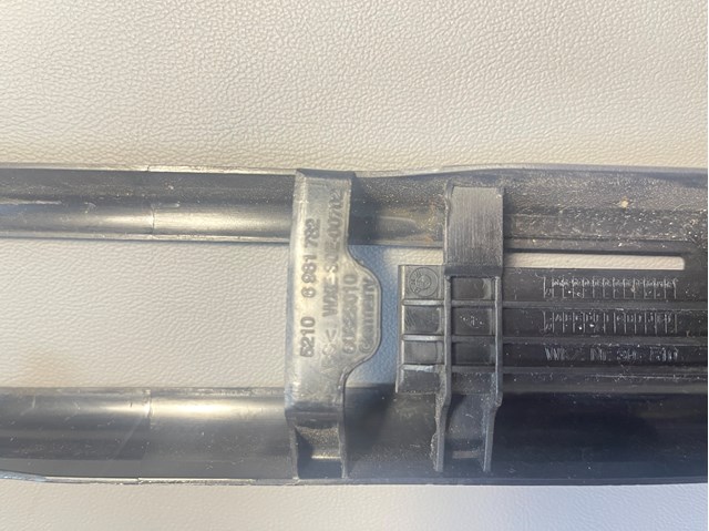 52106981782 BMW 