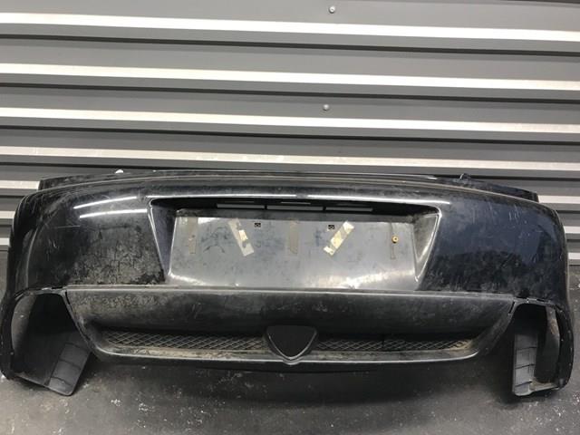 Бампер задній Mazda F15150221