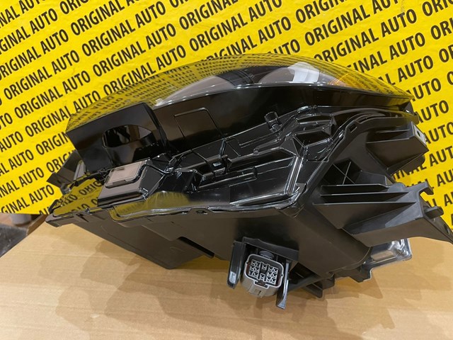 Фара Mazda VA4151040C