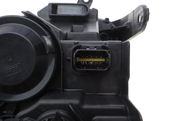 Фара правая Renault (RVI) 260103389R ціна, від 320.23 USD