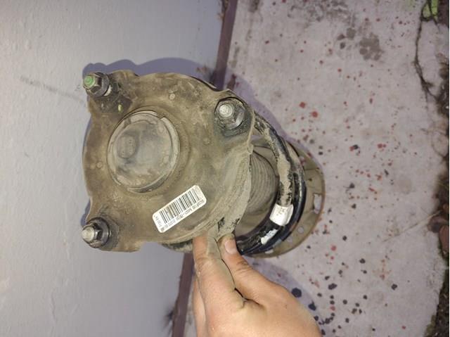 Купити 54661F3700 Hyundai/Kia Амортизатор передній, правий