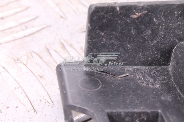 Решітка переднього бампера, центральна Jaguar T2H4014 ціна, від 44.44 USD