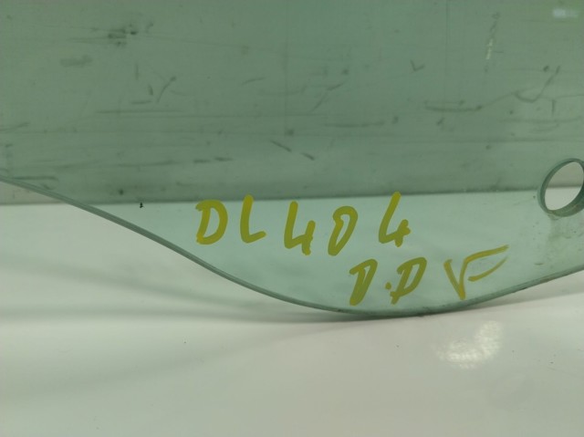 2595901 Ford Скло пасажирських дверей