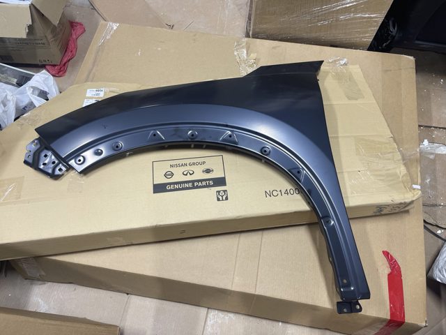 Ліве переднє крило Nissan/Infiniti F31016RAMA ціна, від 128.24 USD