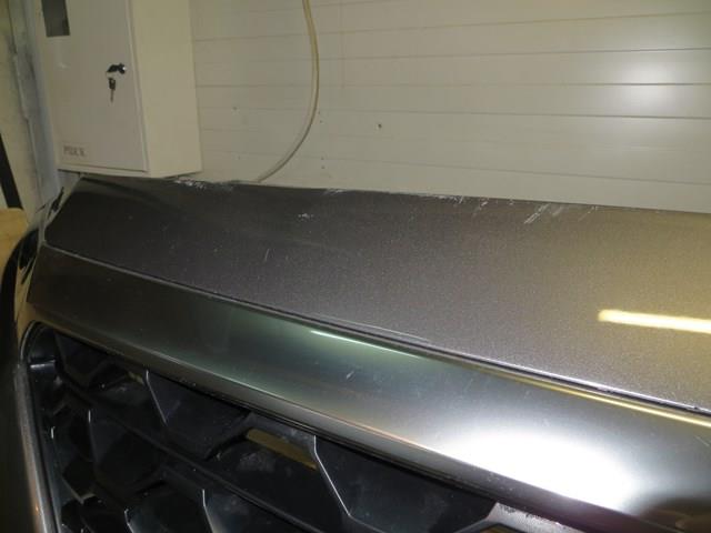 Молдинг решітки радіатора, верхній Hyundai/Kia 86374S1020 ціна, від 125.17 USD