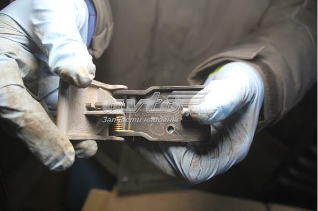 Замок капота Hyundai/Kia 8118234000 ціна, від 9.66 USD