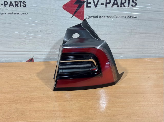Ліхтар задній правий, зовнішній TPS TPS0251 ціна, від 95.02 USD