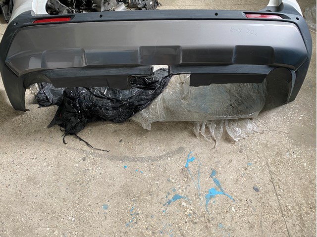 Бампер задній Toyota 5215942230
