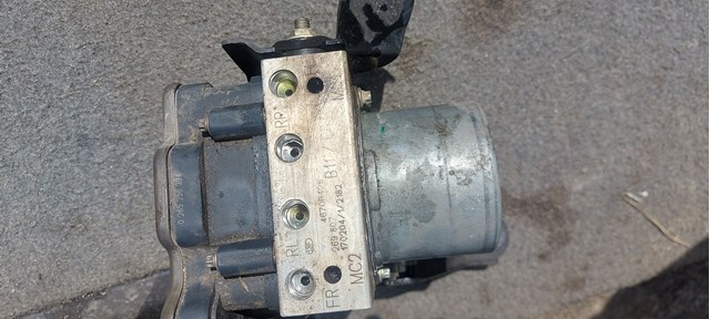 4670B425 Mitsubishi 