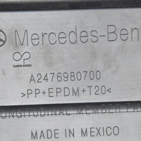A2476980700 Mercedes Накладка зовнішня (молдинг) порога, лівий