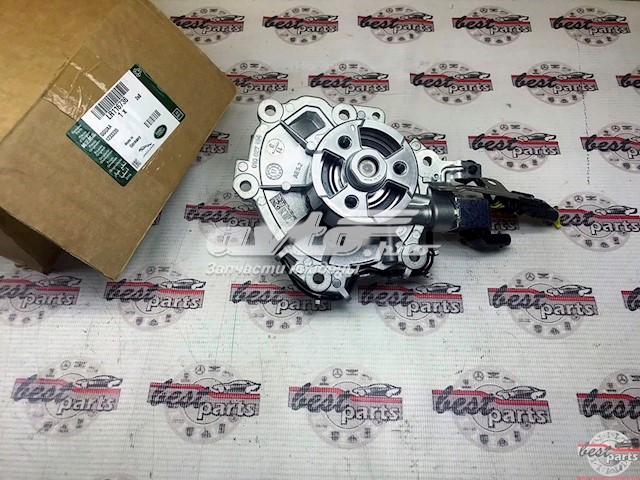 Купити LR116736 Land Rover Насос охолоджуючої рідини