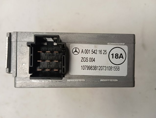 Купити A0015421625 Mercedes 