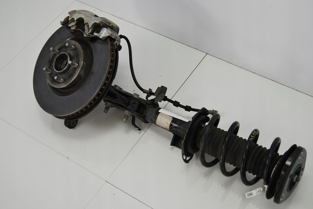 LX6Z3K186A Ford Цапфа поворотна ліва