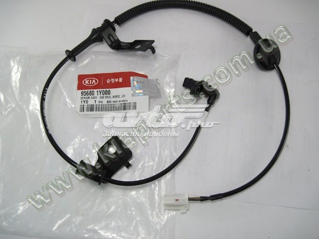 Датчик АБС (ABS) задній, лівий 956802J001 Hyundai/Kia
