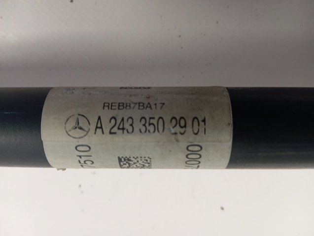 Піввісь задня A2433502901 Mercedes