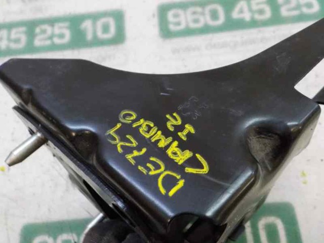 Купити 9810216980 Peugeot/Citroen Кронштейн подушки (опори) двигуна, лівої
