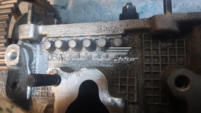 Головка циліндрів на Skoda Octavia TOUR I A4 1U2