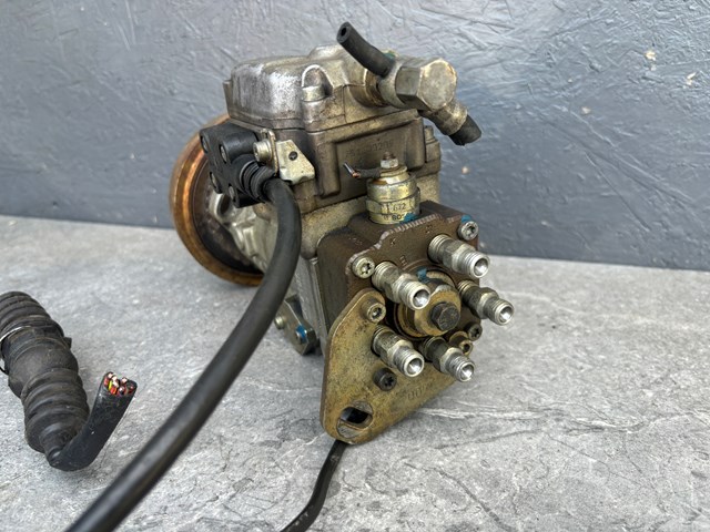 Купити 0460415989 Bosch Насос паливний високого тиску (ПНВТ) - DIESEL