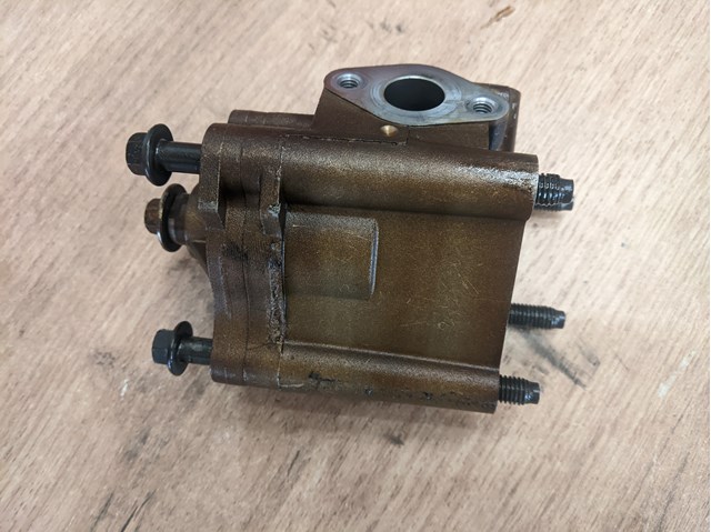 Масляний насос 5263609 Ford