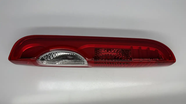 Ліхтар задній лівий Polcar 6027870E ціна, від 49.55 USD