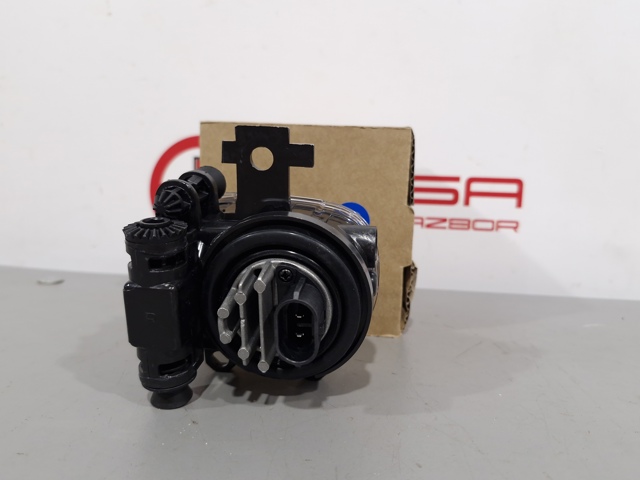 Фара протитуманна, права 261508990D Nissan/Infiniti