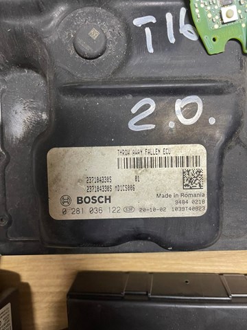 Блок двигуна Renault (RVI) 237104330S