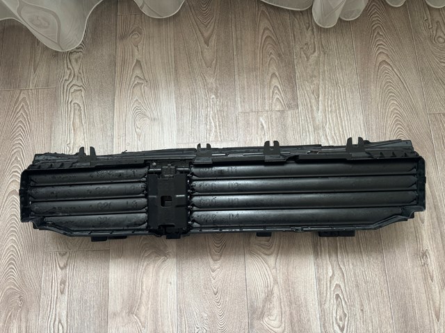 Жалюзі радіатора охолодження BMW 51745A1E918 ціна, від 220.35 USD
