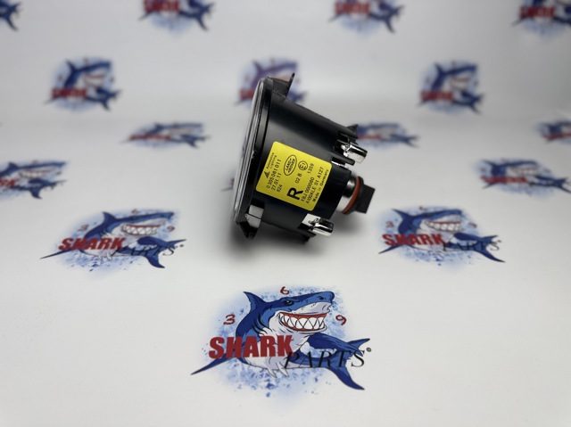 XBJ000080 Britpart Фара протитуманна, права