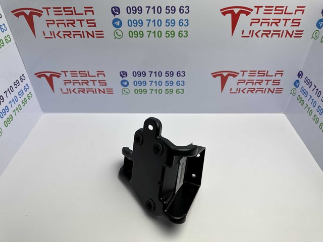  112842900D Tesla