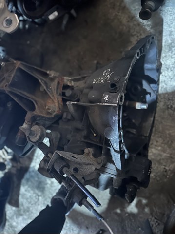 МКП в зборі Peugeot/Citroen 20MM01 ціна, від 476.46 USD