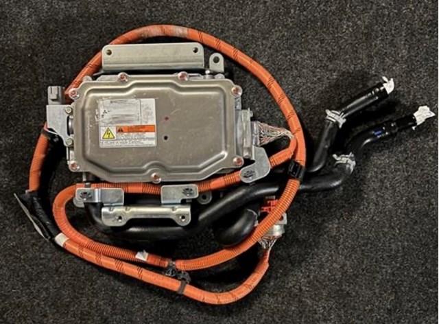Купити 7807A021 Mitsubishi Обігрівач батареї