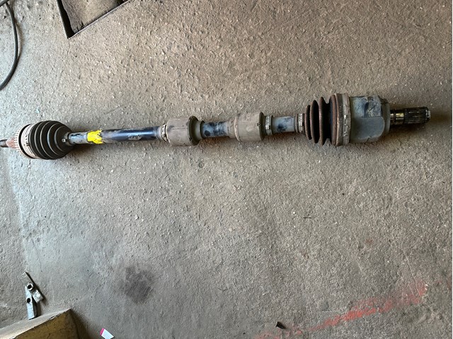 Піввісь права 495013S251 Hyundai/Kia