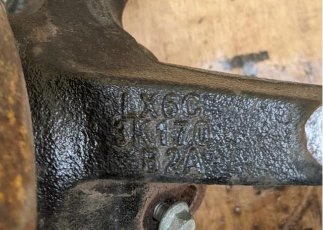 MEF614 Ford Цапфа - поворотний кулак передній, правий