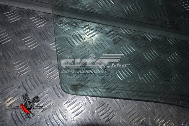 Скло задньої двері лівої DS73F25713A Ford