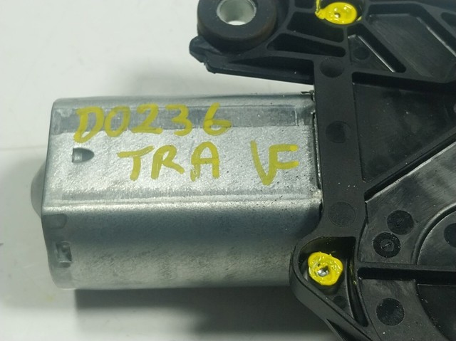 Склоочисник дверей задка Land Rover LR044884 ціна, від 26.84 USD