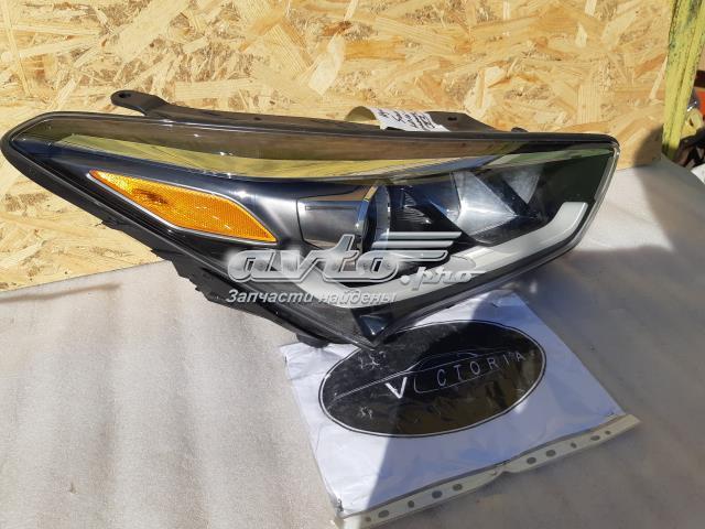 Фара комбінована, передня Hyundai/Kia 92102B8520