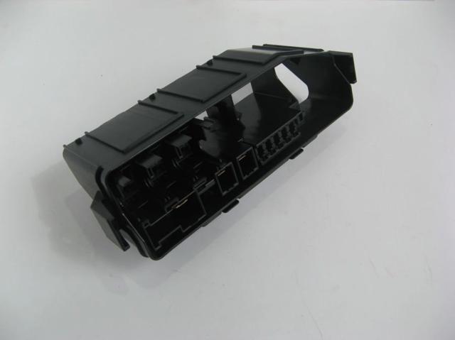 Корпус блока запобіжників Renault (RVI) 243814BA1A ціна, від 36.05 USD