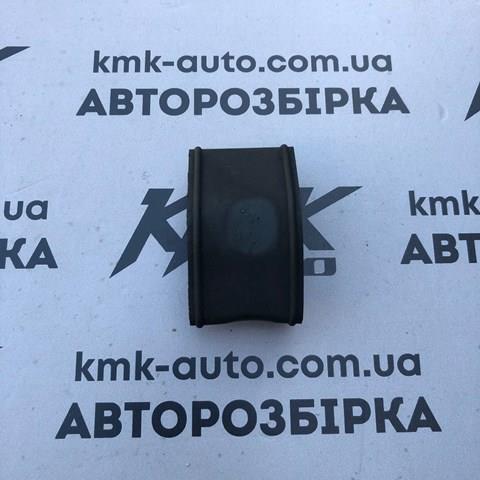 90530926 General Motors Подушка кріплення радіатора верхня