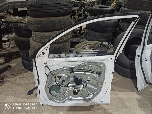 760041U000 Hyundai/Kia Пасажирські передні двері