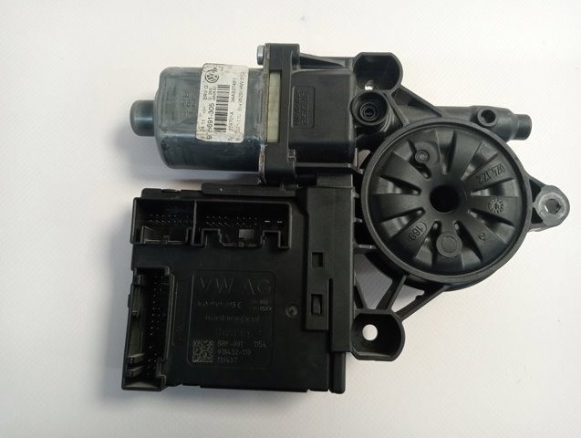  VAG 0130822451 ціна, від 17.88 USD
