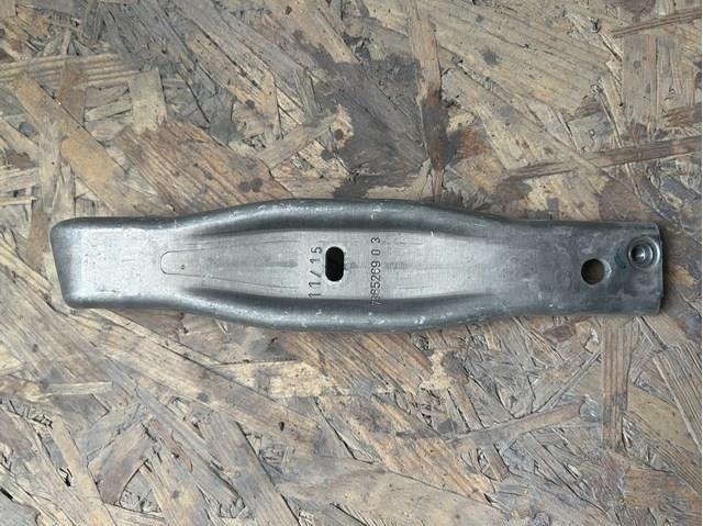 7365269 BMW Балка бампера переднього