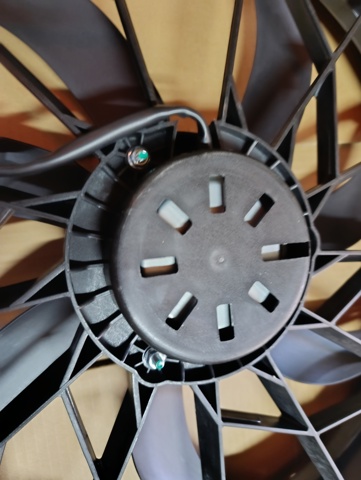 Купити FP2408W01 FPS Дифузор радіатора охолодження, в зборі з двигуном і крильчаткою