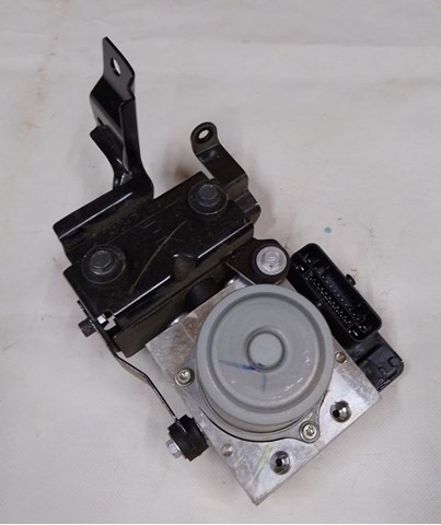 Блок АБС гідравлічний Nissan/Infiniti 476605SH5C ціна, від 88.66 USD