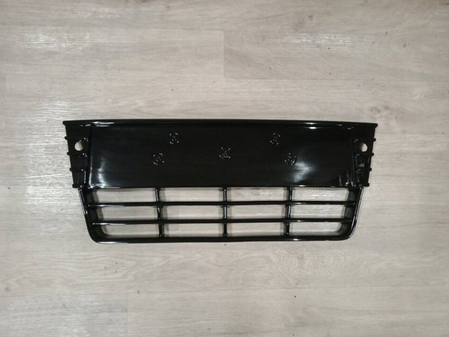 Решітка переднього бампера, центральна FPS FP2813910 ціна, від 7.05 USD