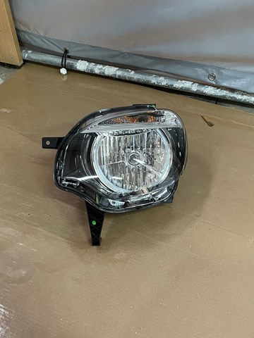 Фара ліва 260600966R Renault (RVI)