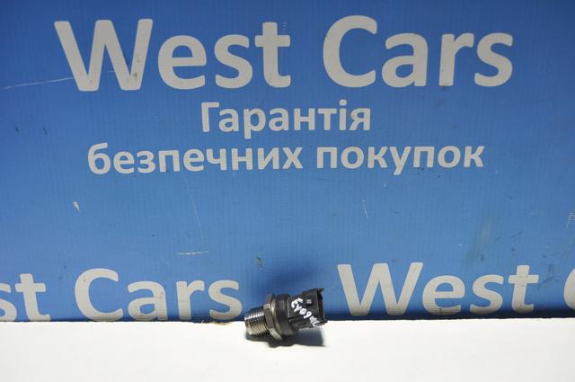 Рампа форсунок системи упорскування палива Land Rover LR073706 ціна, від 69.21 USD