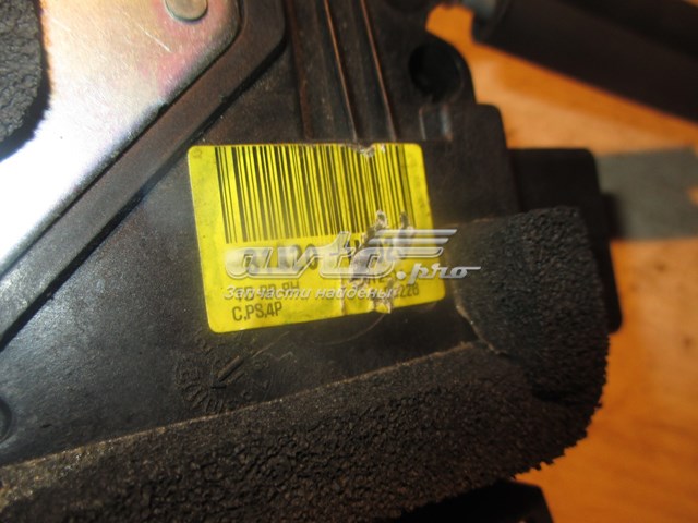 Замок задньої дверї, правої Hyundai/Kia 814201M020 ціна, від 9.72 USD
