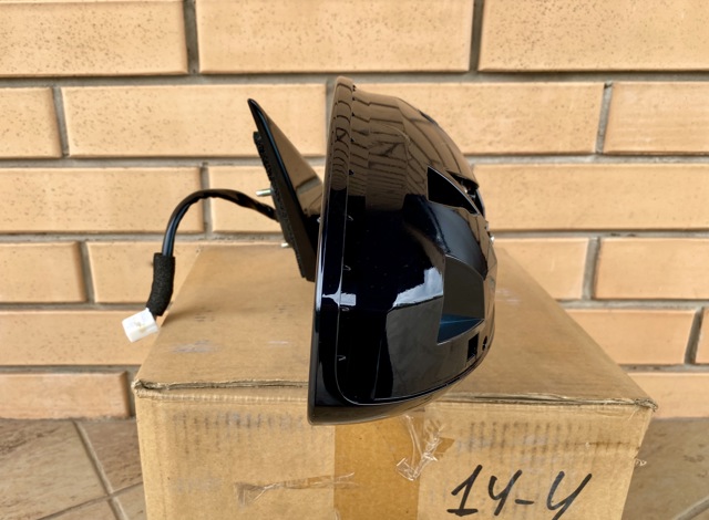 Купити 96301CZ60B Nissan/Infiniti Дзеркало праве