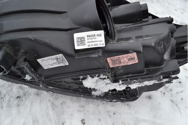 Фара правая Hyundai/Kia 92102J7051 ціна, від 421.72 USD