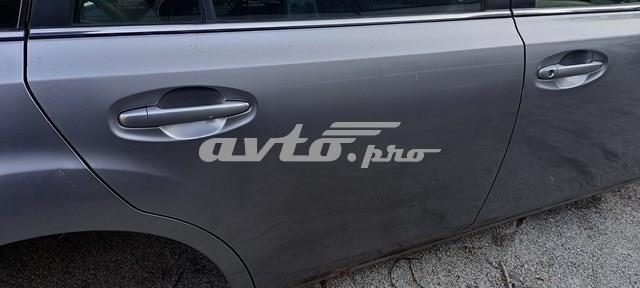Двері задні, праві Subaru 60409AJ0609P ціна, від 101.58 USD